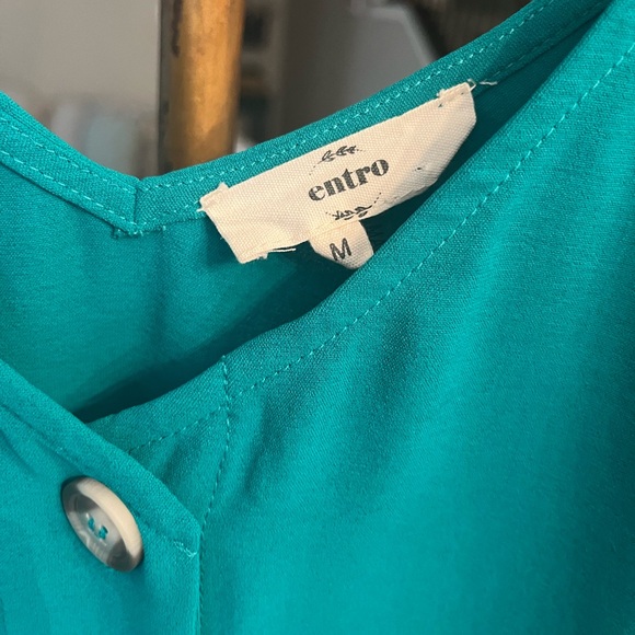 EUC Entro Button Up Tanks Size M Lot of 3 Green, Hot Pink and Pale Lavender - Picture 10 of 10